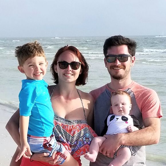 Meet your Posher, Amanda - Picture 1 of 1